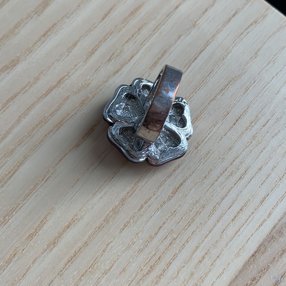 Aldo Purple Flower 🌸 Ring - Picture 6 of 6